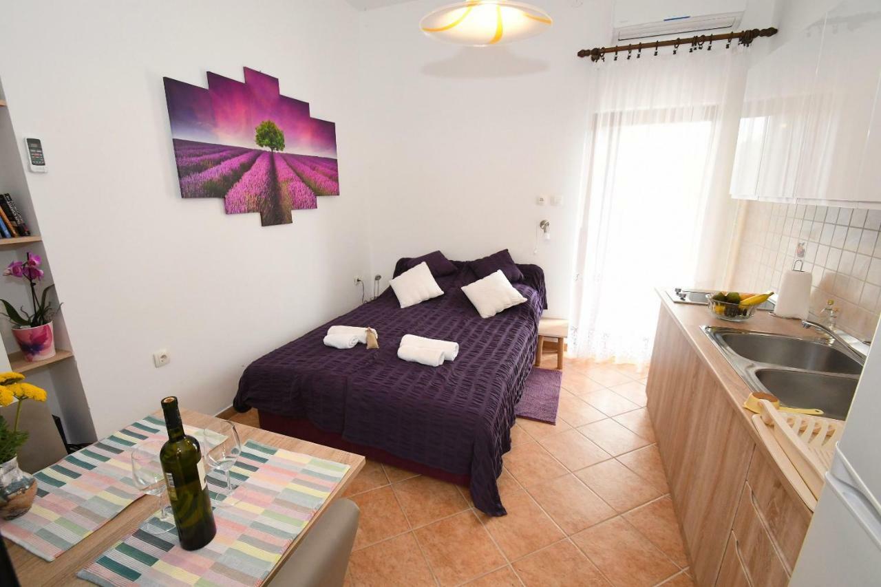 Studio Apartman Kris Marinici  Dış mekan fotoğraf