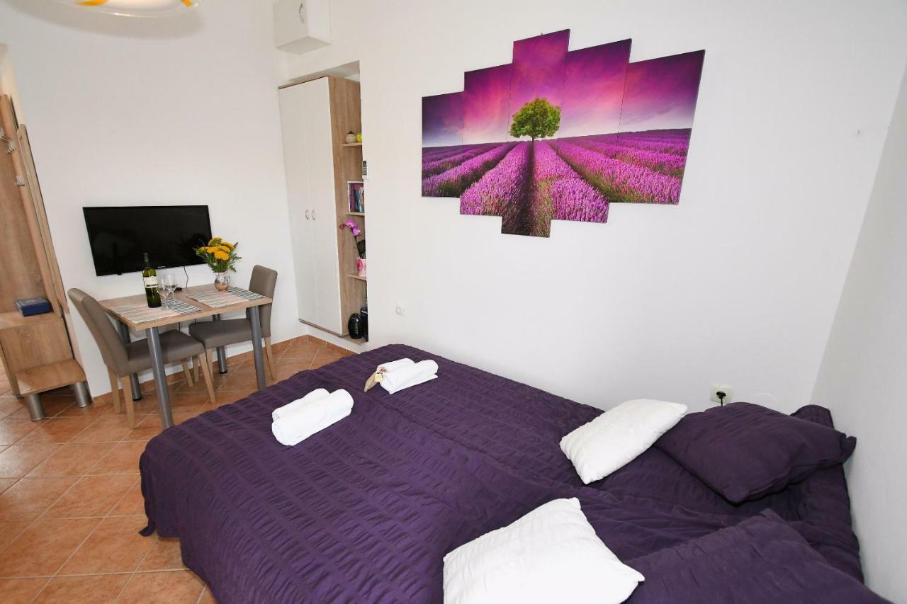 Studio Apartman Kris Marinici  Dış mekan fotoğraf